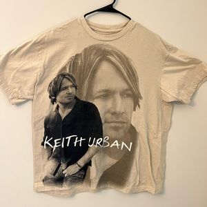 keith urban defy gravity tee